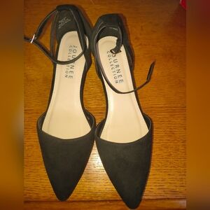 Journee Collection Black Pointed Arkie Flats with Ankle Strap